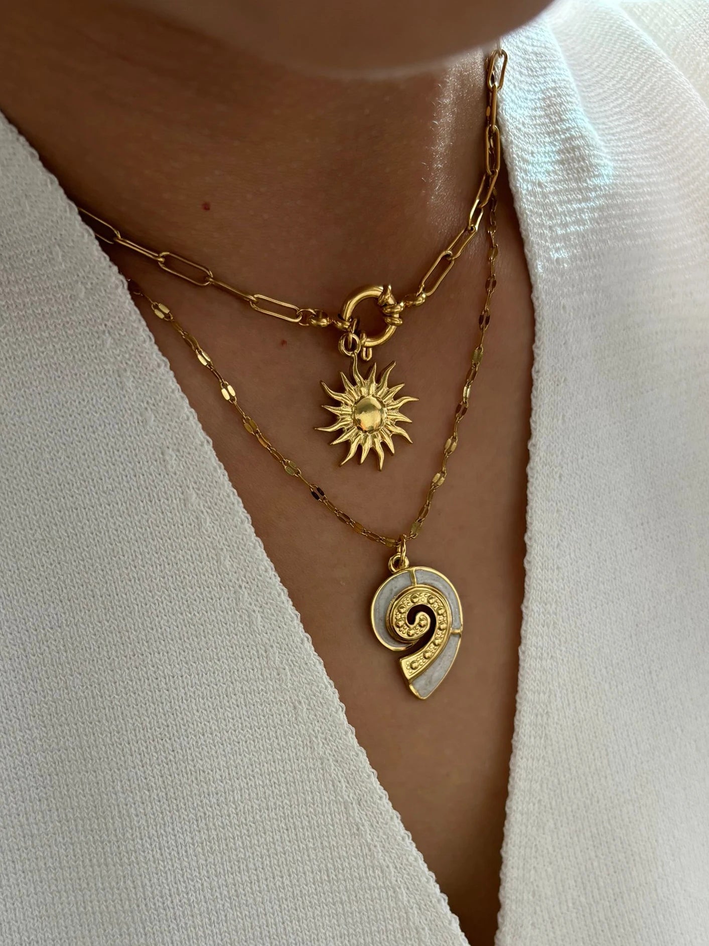 Stainless Steel Sun Flower White Enamel Conch