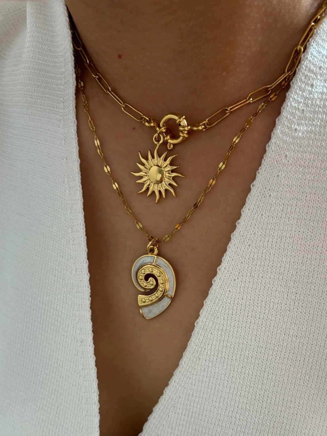 Stainless Steel Sun Flower White Enamel Conch