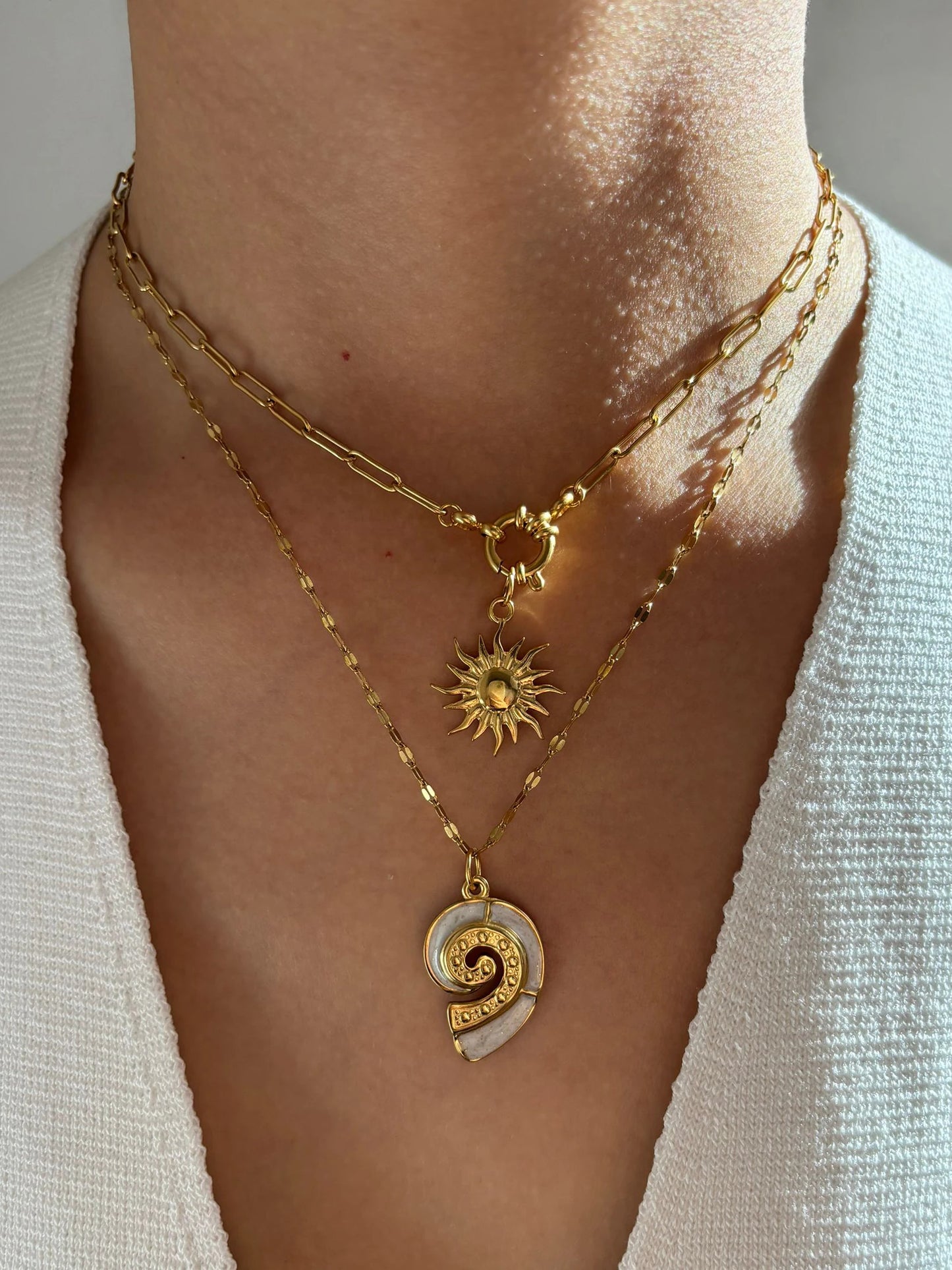 Stainless Steel Sun Flower White Enamel Conch